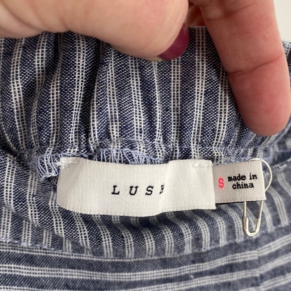 Lush short size Small - Picture 6 of 6